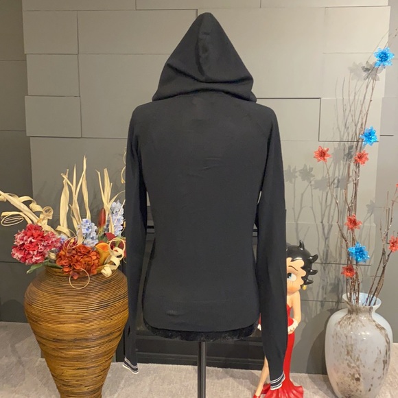 NWOT Guess Zip Up Logo Hoodie - Picture 3 of 8